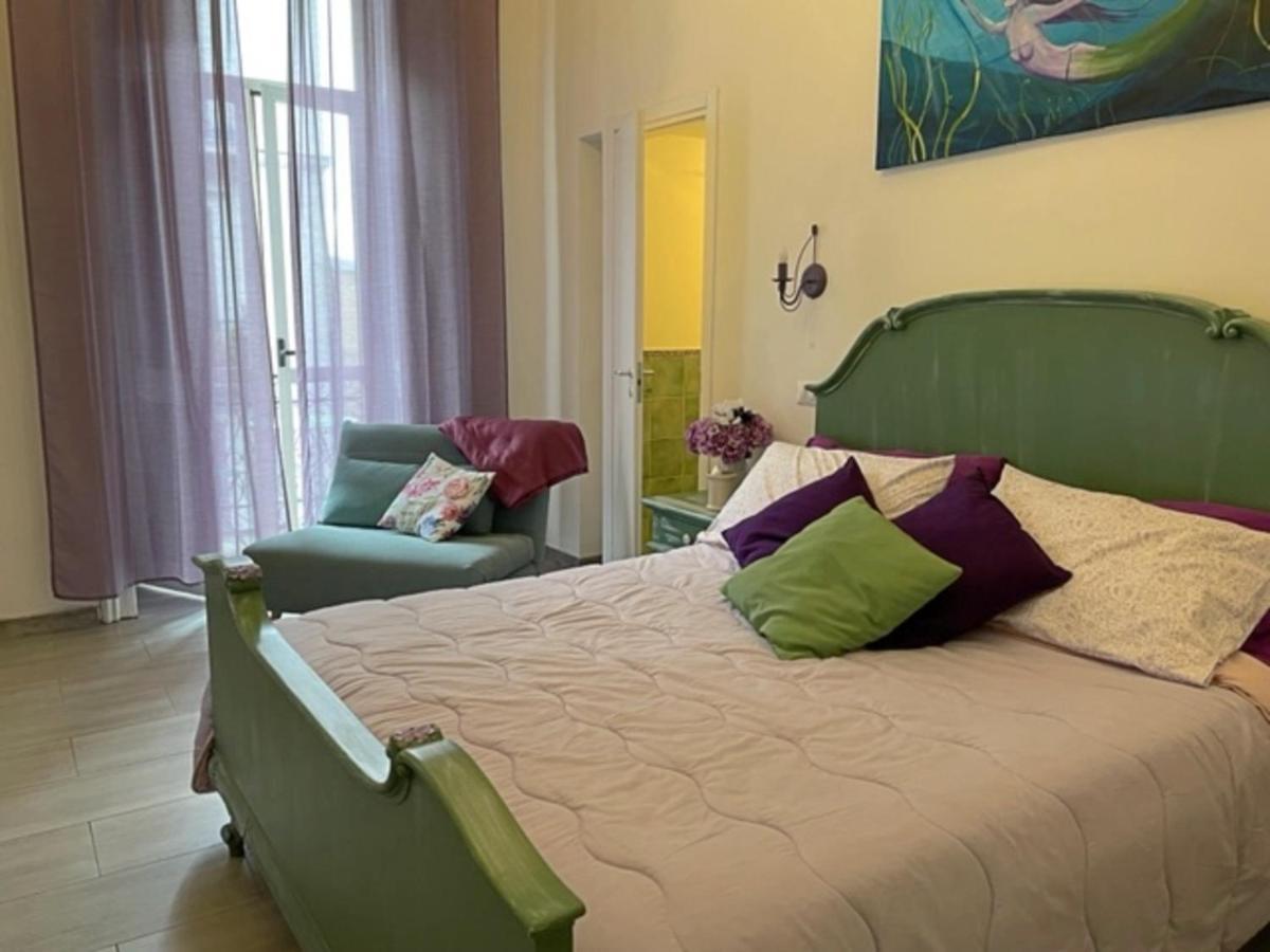 Napoli Da Vivere Suites Giudecca Bagian luar foto